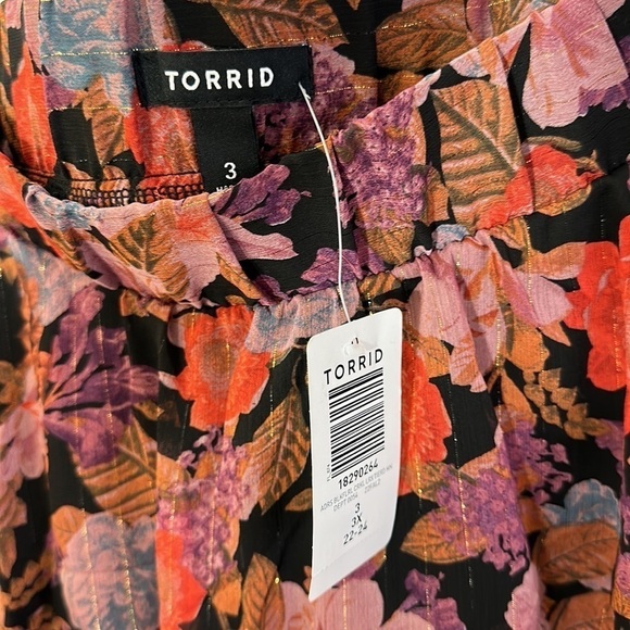 Torrid 3 MINI CRINKLE LUREX TIERED SKIRT - Picture 9 of 11